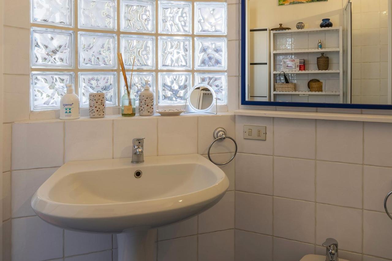 Navigli District Elegant Flat Free Wifi & Parking Apartman Milánó Kültér fotó
