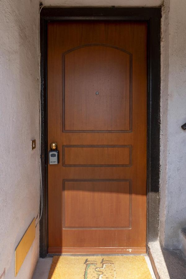 Navigli District Elegant Flat Free Wifi & Parking Apartman Milánó Kültér fotó